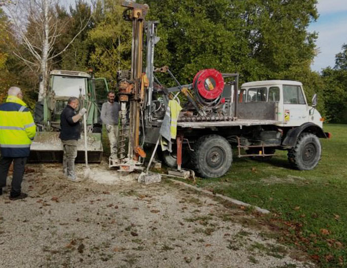 Forage de puits géothermiques, forage pour puits d'eau à Châlons en  Champagne, Reims, dans la Marne (51) et Troyes dans l'Aube (10).